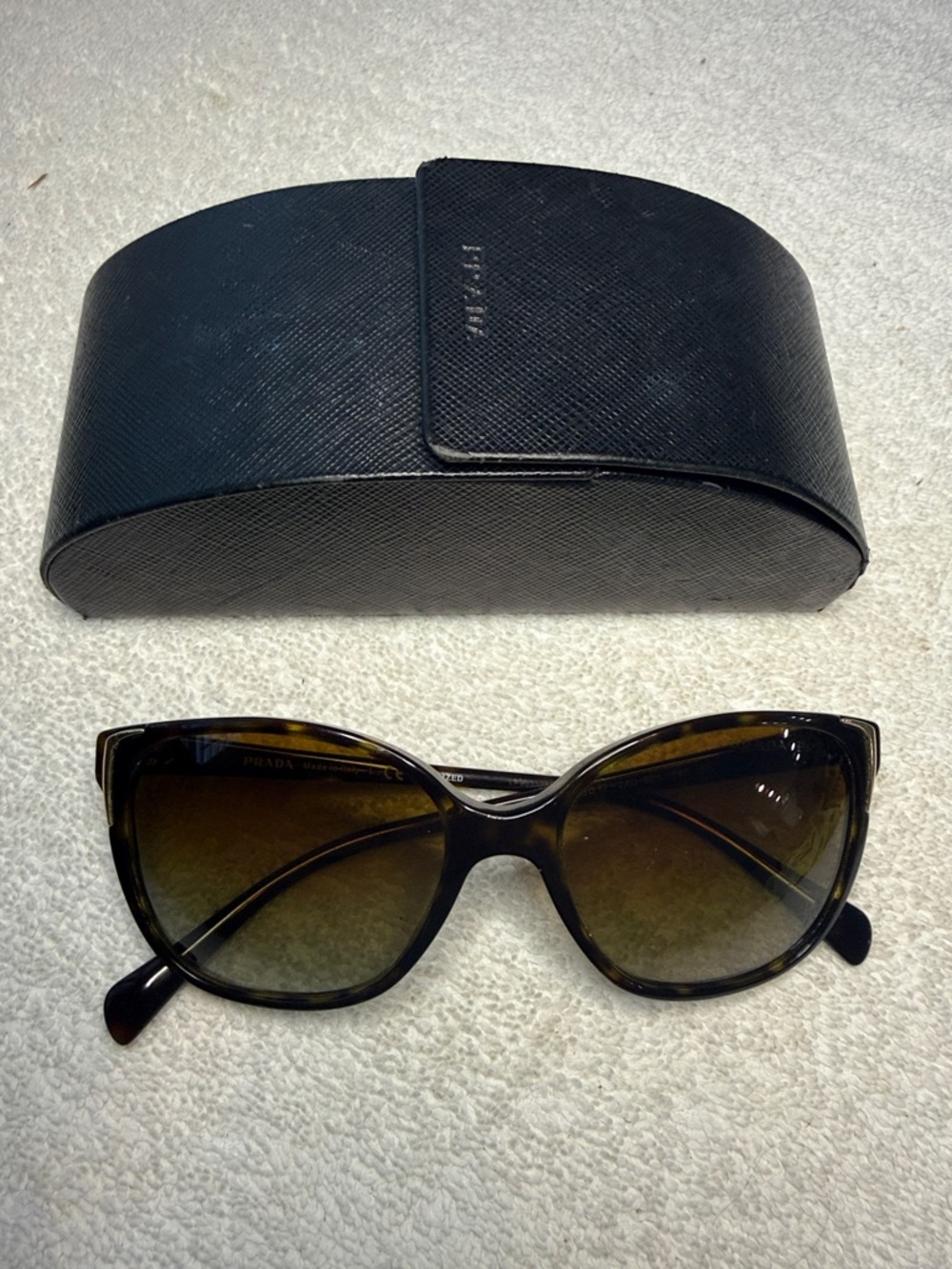 Prada SPR 01O Sunglasses Womens 55-17 Tortoiseshell Polarized Butterfly Italy